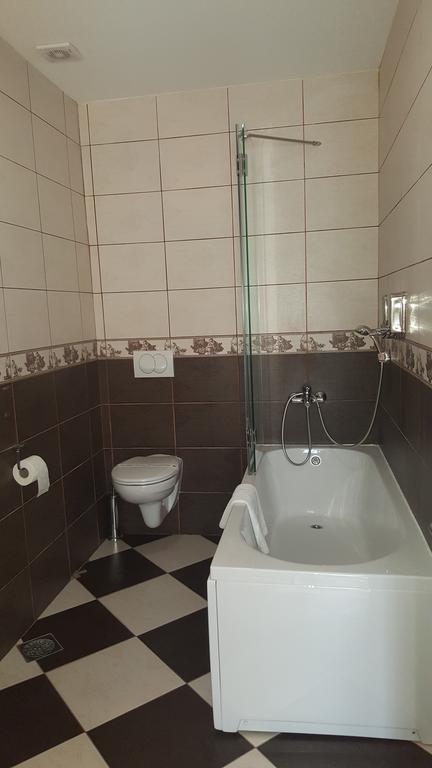 Garni Hotel Contact Belgrado Buitenkant foto